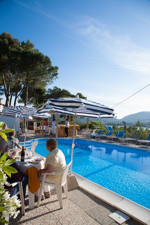 Residence Vacanza Mare Marina di Campo Exterior foto